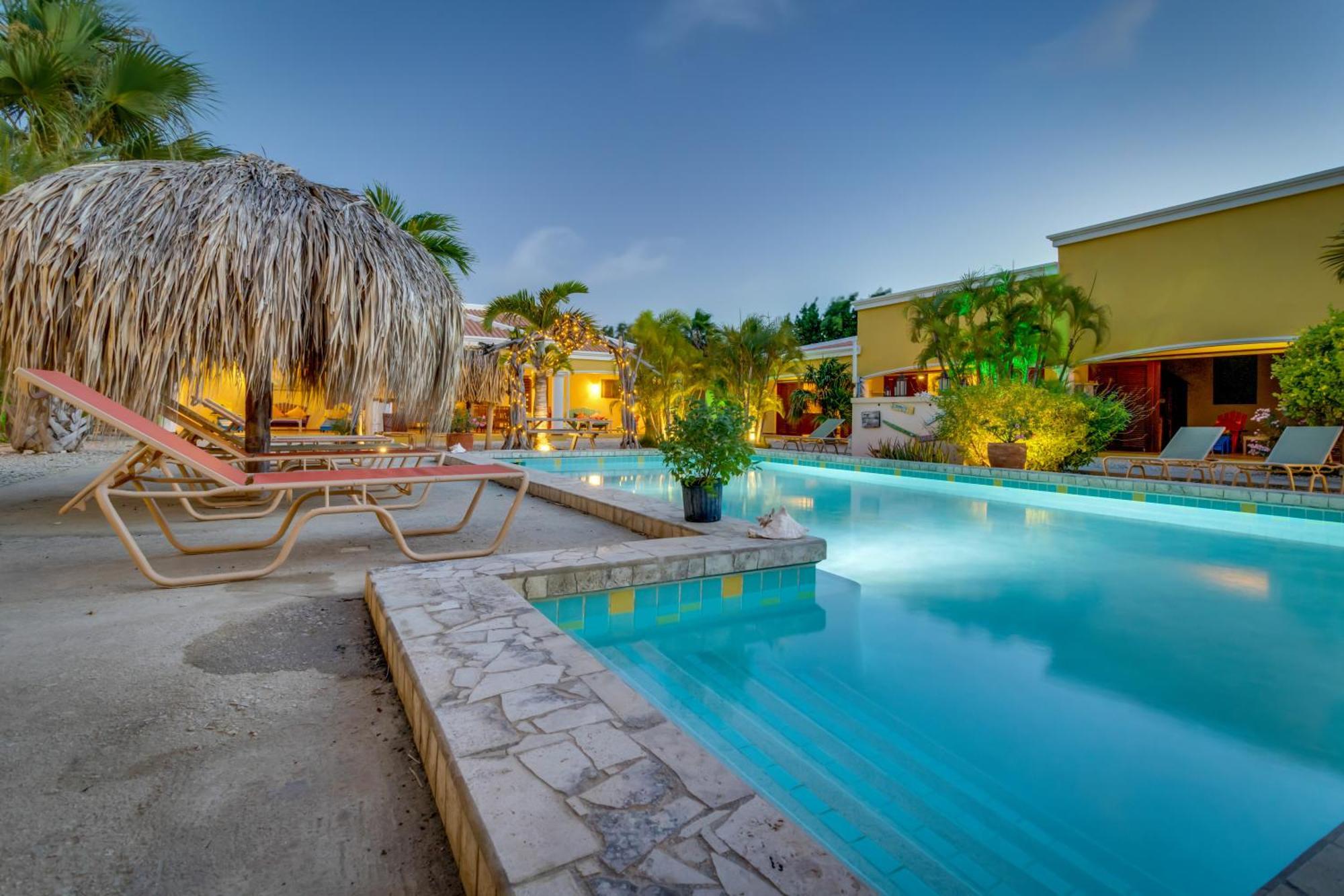 Djambo (Adults Only) Apartment Kralendijk  Ngoại thất bức ảnh